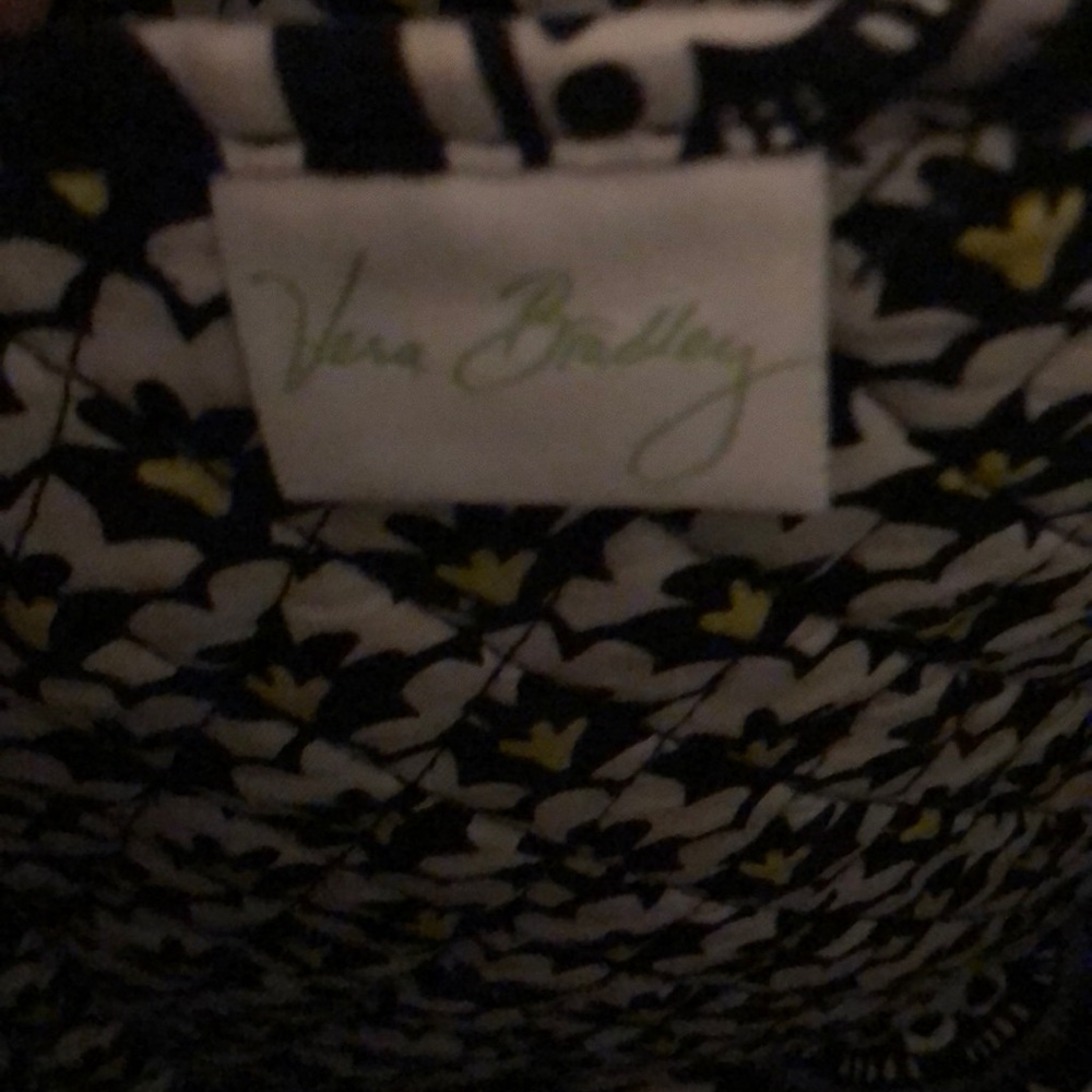Vera Bradley Tote - Picture 2 of 4
